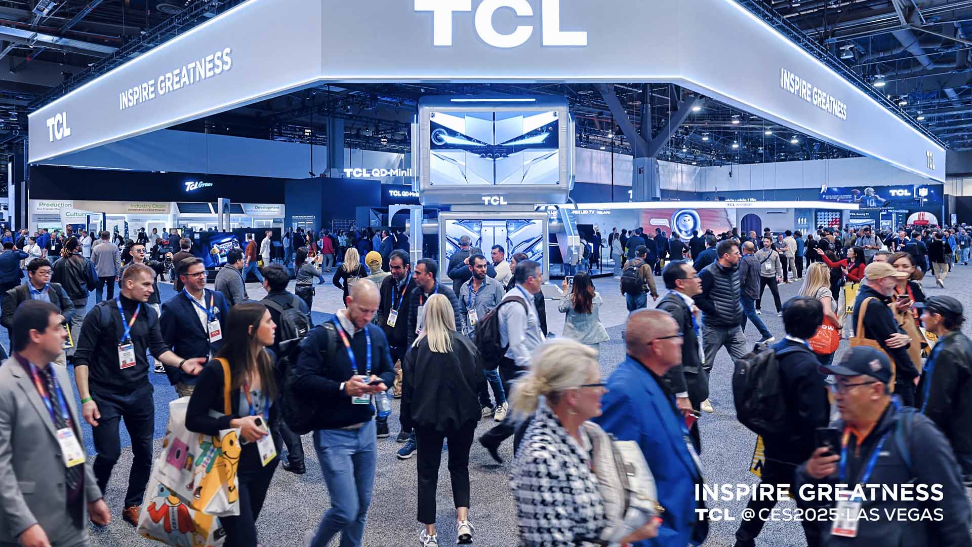 TCL Unveils Next-Gen NXTPAPER 4.0 Display Technology at CES 2025