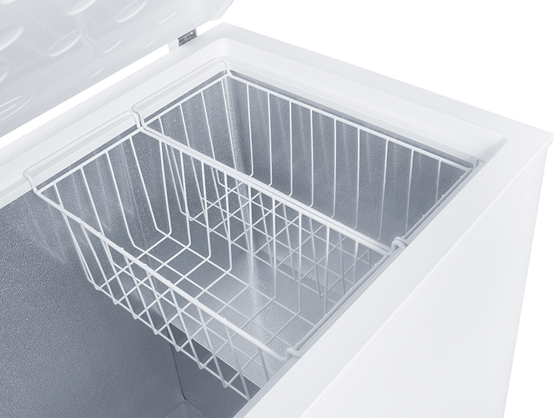 TCL Refrigerator cf308ewe0 Closeup Baskets