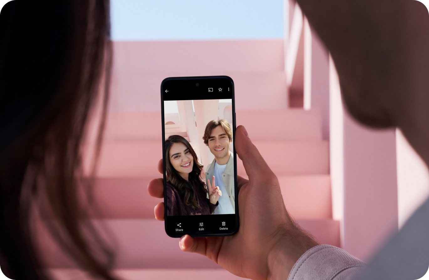 TCL 60 SE Mobile Phone 8MP front camera