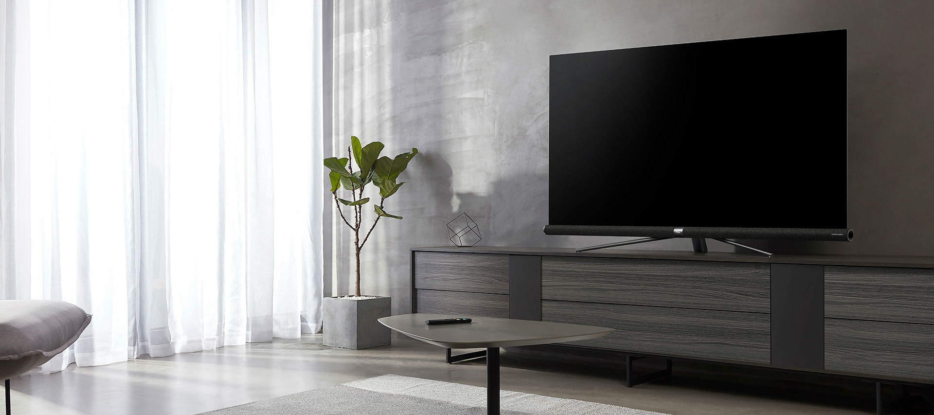 TCL c6 Series at home