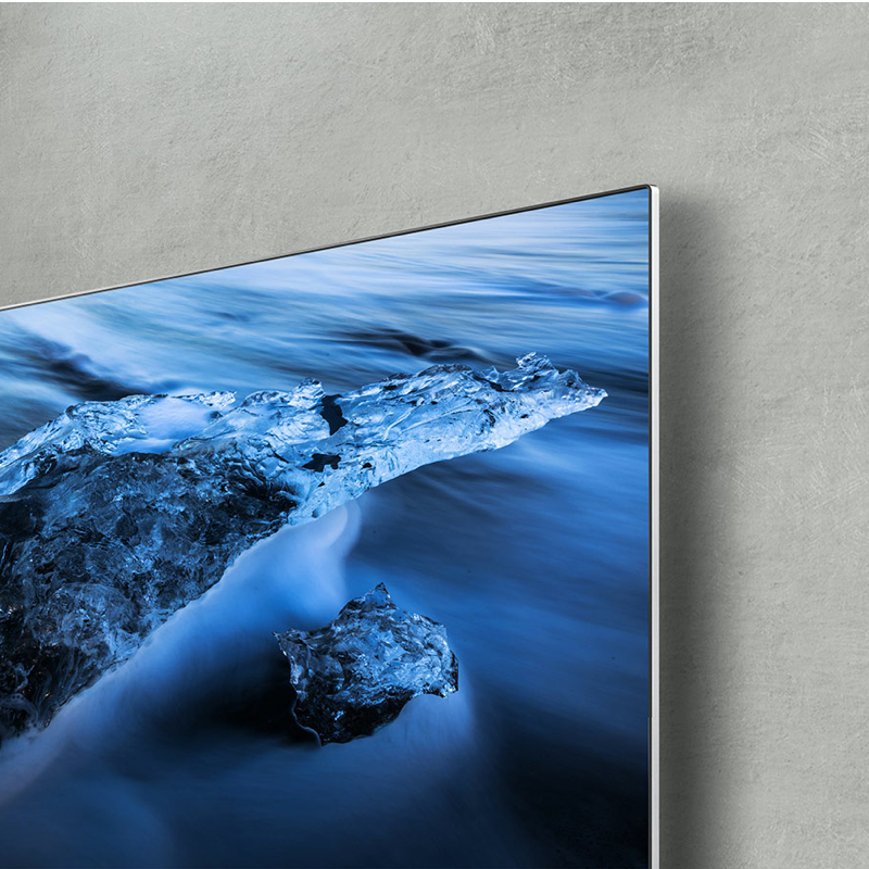 Bezel-Less Appearance