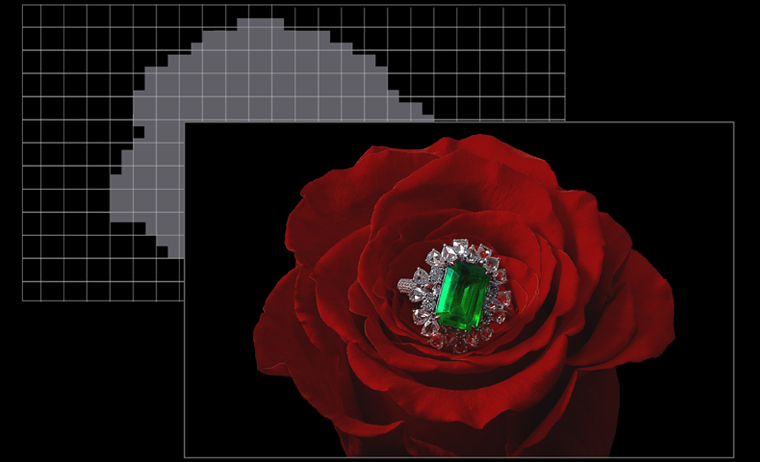 Mini LED TV 300-level local dimming zones